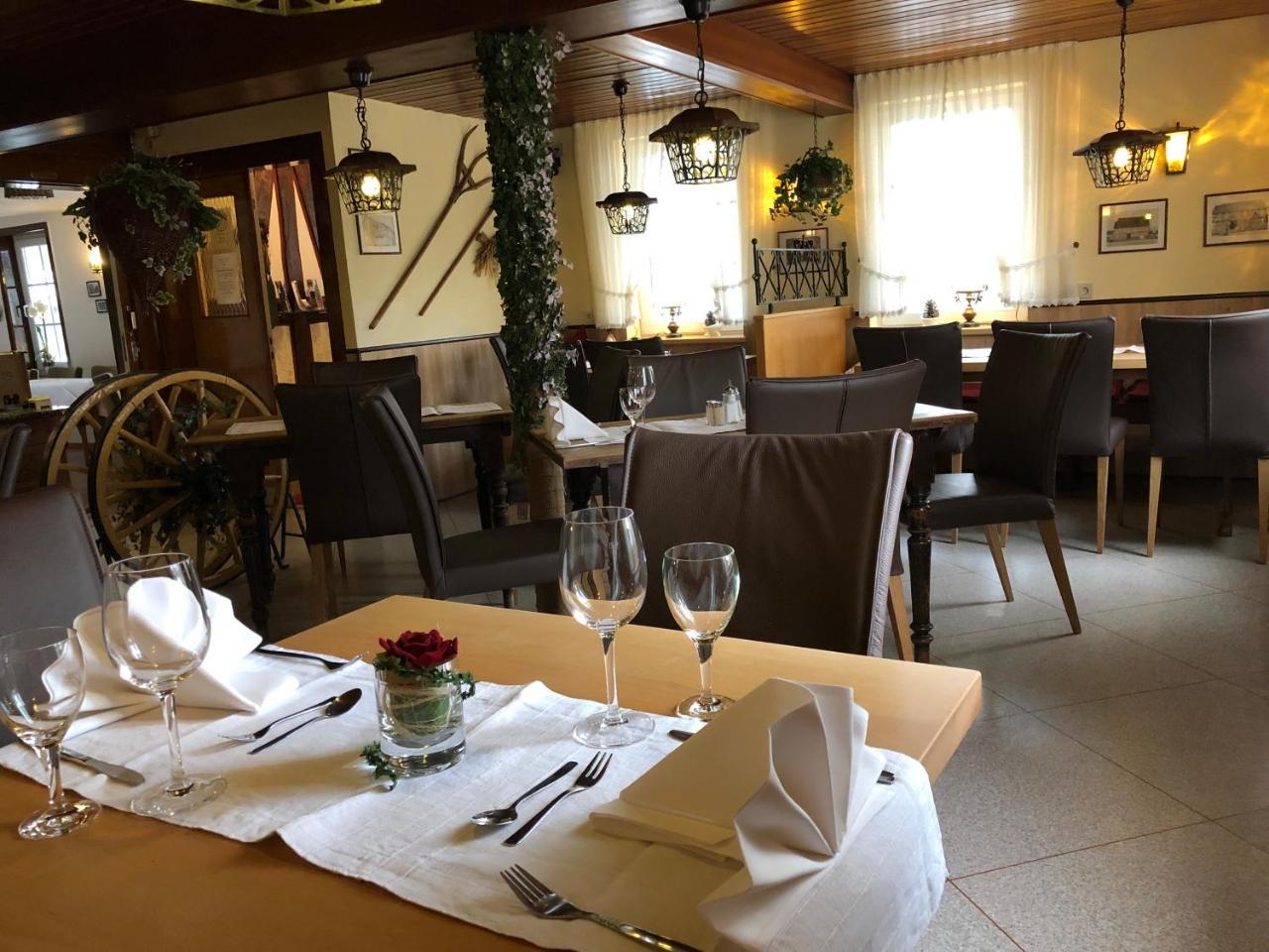 Hotel Orthwein -Kostenfreie Parkplaetze- Colbe Екстер'єр фото